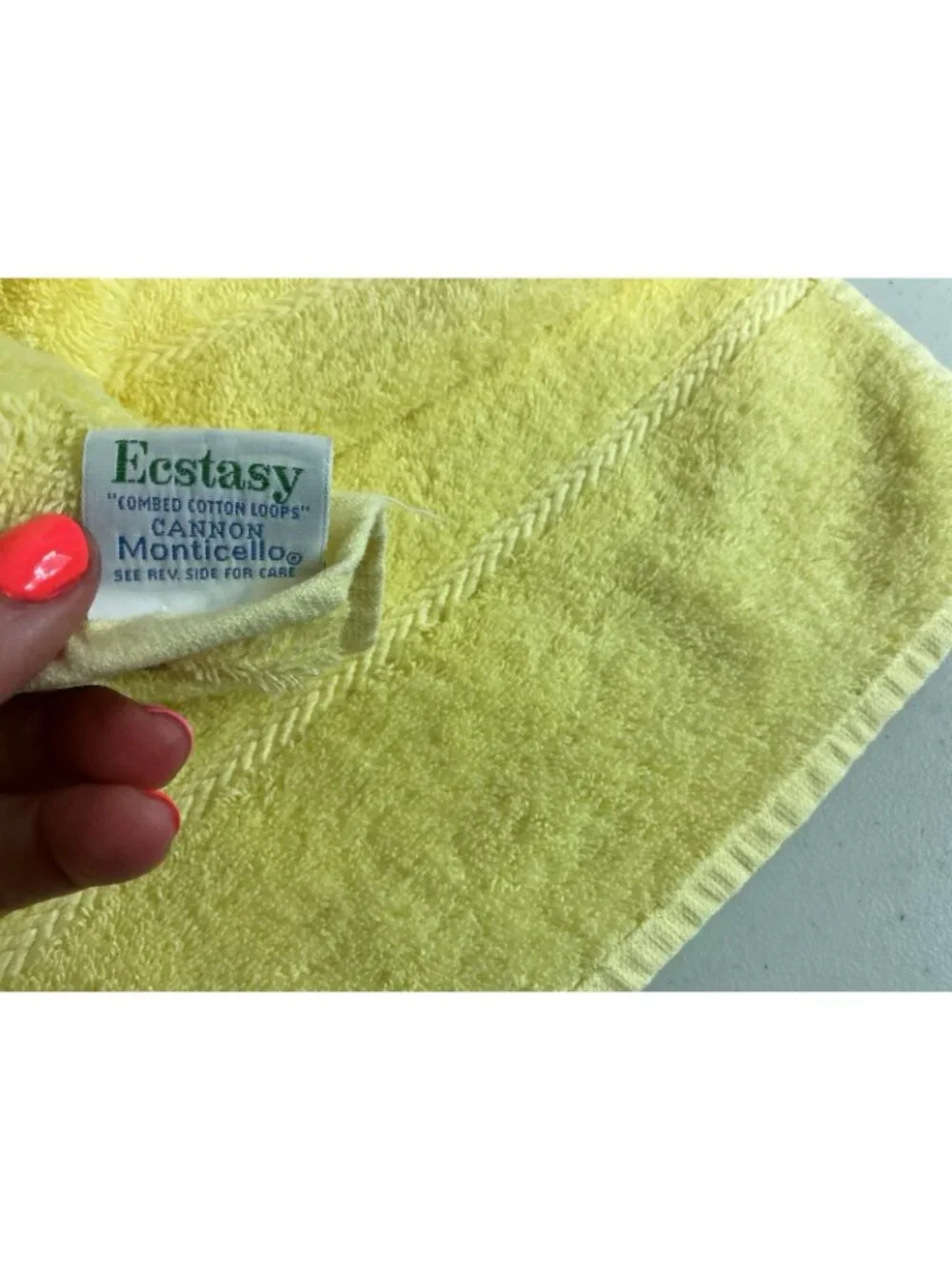 Vintage Cannon Yellow Bath Towel Floral Basket Embroidered